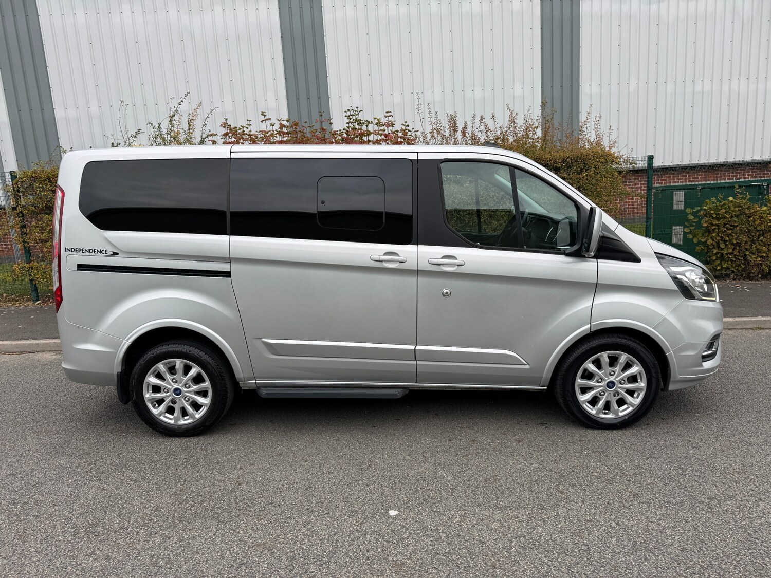 Used Ford Tourneo Custom 2020 for sale - 76280626: Photo 3