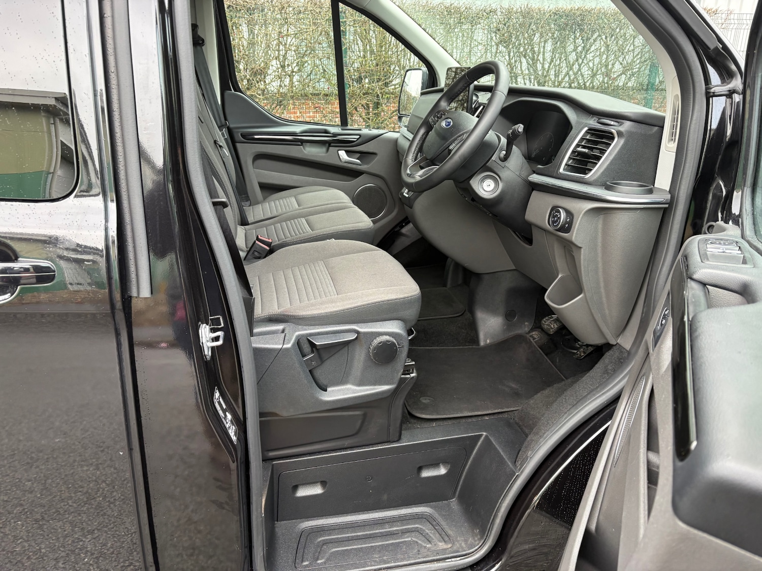 Used Ford Tourneo Custom 2024 for sale - 77915433: Photo 10