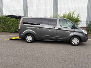 Used Ford Tourneo Custom 2017 for sale - 74938439: Photo