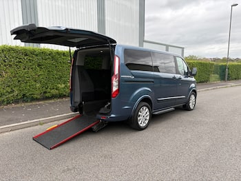 Used Ford Tourneo Custom 2024 for sale - 79660820: Photo