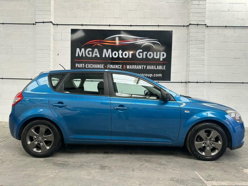 Used Kia Ceed 2010 for sale - 77236917: Photo 4