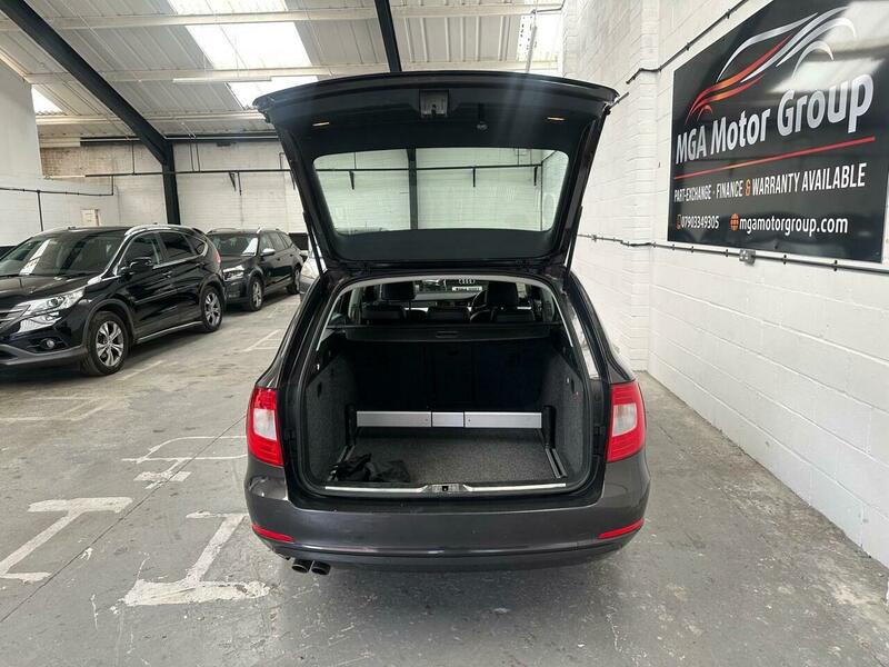 Used Skoda Superb 2011 for sale - 76197392: Photo 20