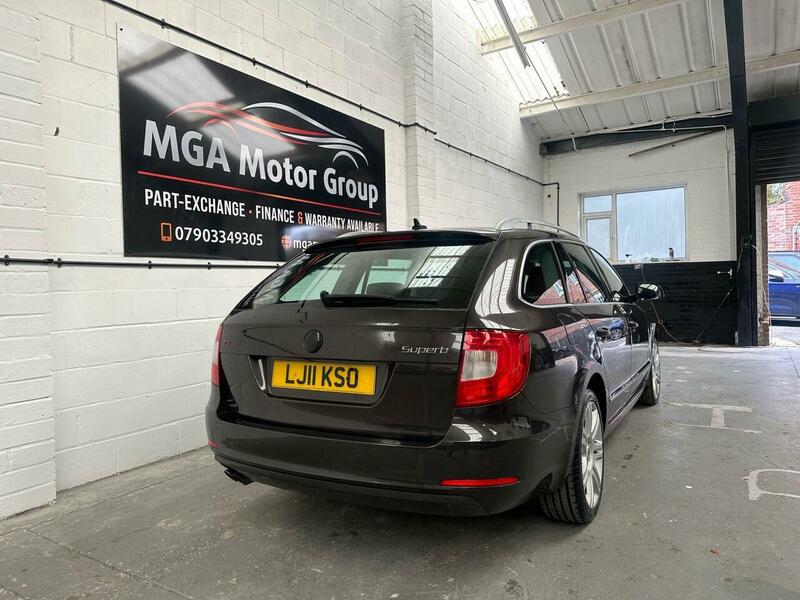 Used Skoda Superb 2011 for sale - 76197392: Photo 8