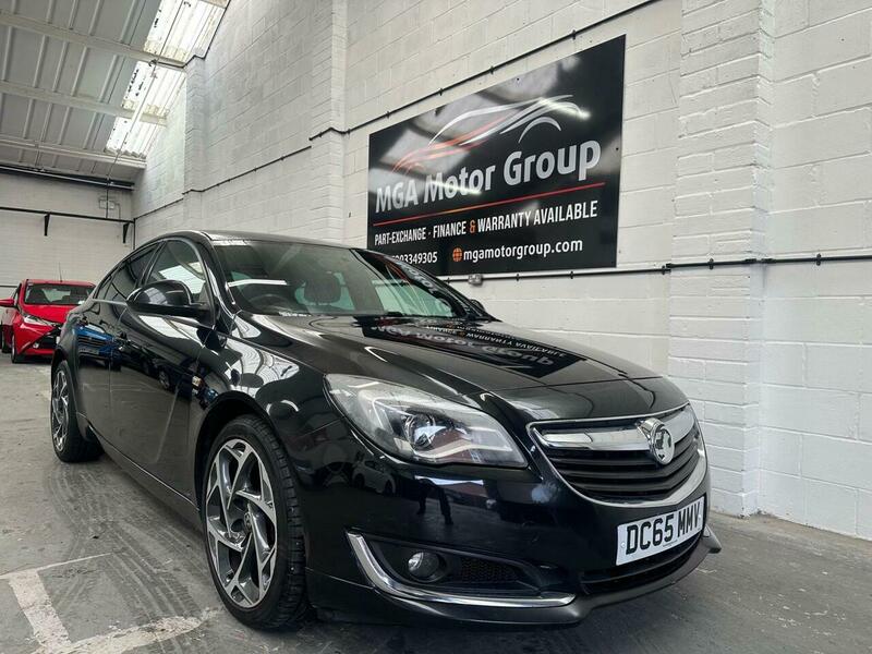 Used Vauxhall Insignia 2015 for sale - 76686891: Photo 2