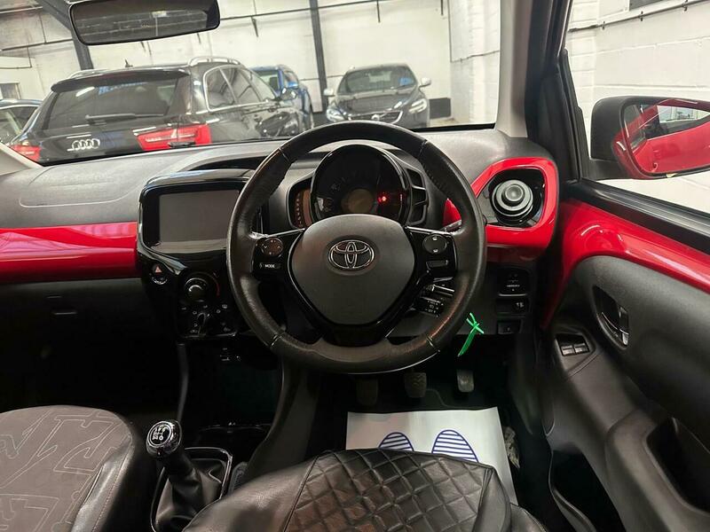 Used Toyota AYGO 2014 for sale - 76520880: Photo 15
