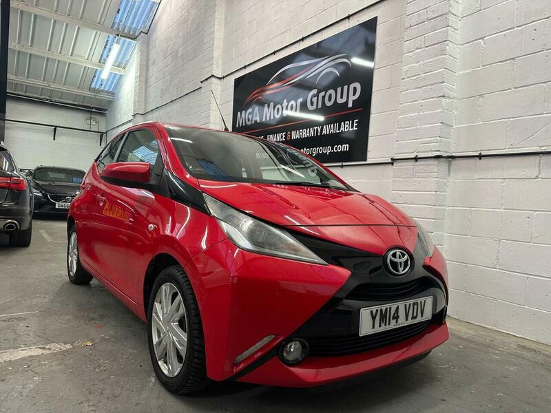 Used Toyota AYGO 2014 for sale - 76520880: Photo 2
