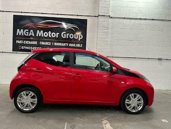 Used Toyota AYGO 2014 for sale - 76520880: Photo