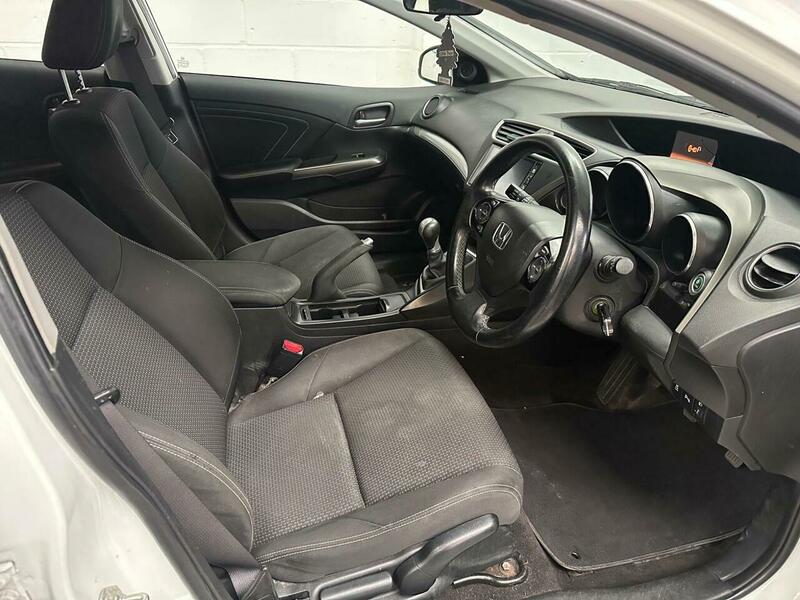 Used Honda Civic 2016 for sale - 76430610: Photo 15