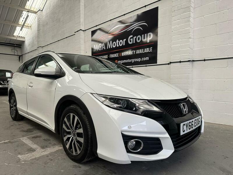 Used Honda Civic 2016 for sale - 76430610: Photo 2