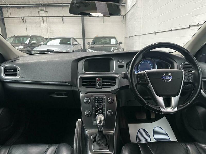 Used Volvo V40 2013 for sale - 77643409: Photo 16