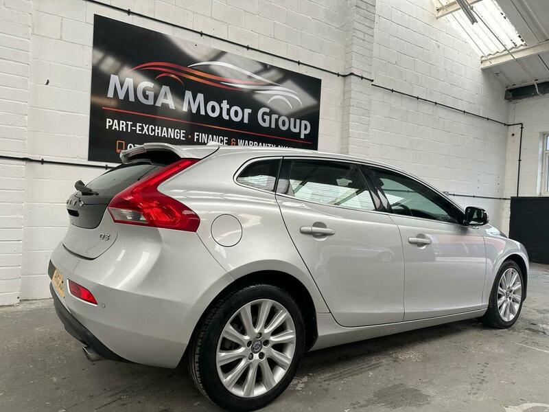 Used Volvo V40 2013 for sale - 77643409: Photo 5