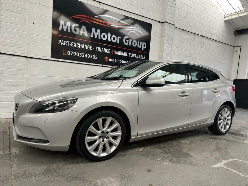 Used Volvo V40 2013 for sale - 77643409: Photo 9
