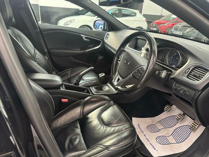 Used Volvo V40 2016 for sale - 76386925: Photo 15