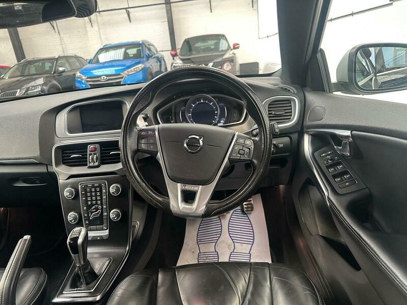 Used Volvo V40 2016 for sale - 76386925: Photo 17