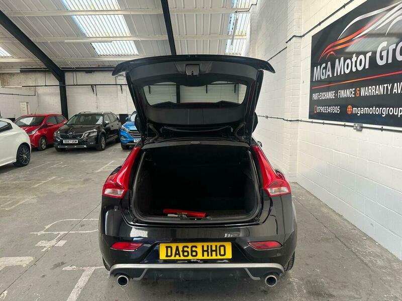 Used Volvo V40 2016 for sale - 76386925: Photo 18
