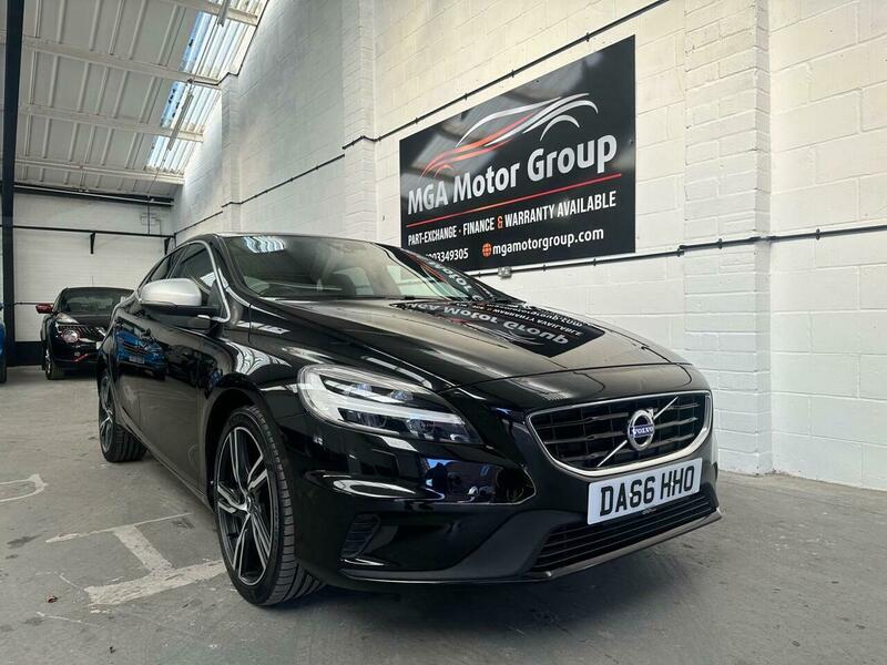 Used Volvo V40 2016 for sale - 76386925: Photo 2