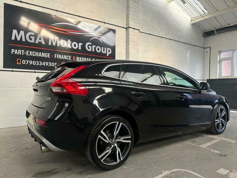 Used Volvo V40 2016 for sale - 76386925: Photo 6