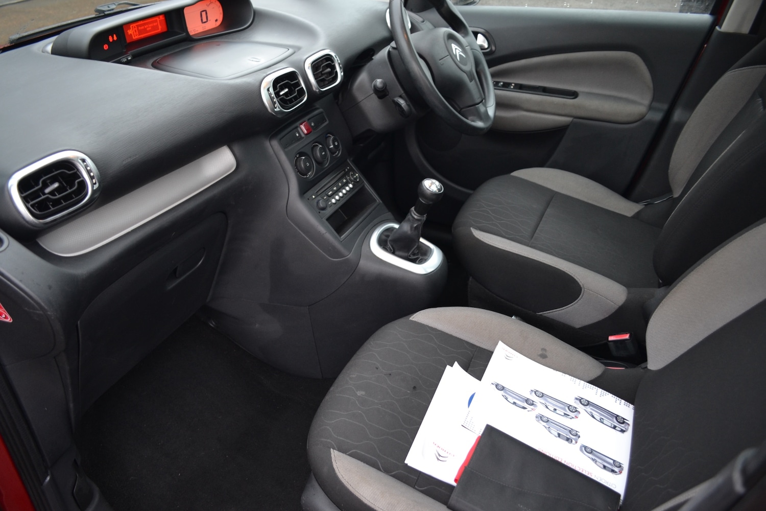 Used Citroen C3 Picasso 2013 for sale - 77233972: Photo 14