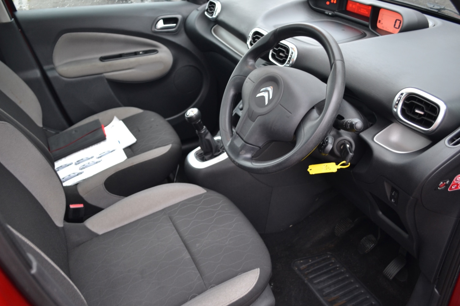 Used Citroen C3 Picasso 2013 for sale - 77233972: Photo 9