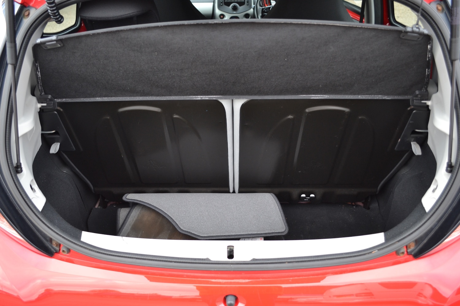 Used Toyota AYGO 2017 for sale - 76464768: Photo 11