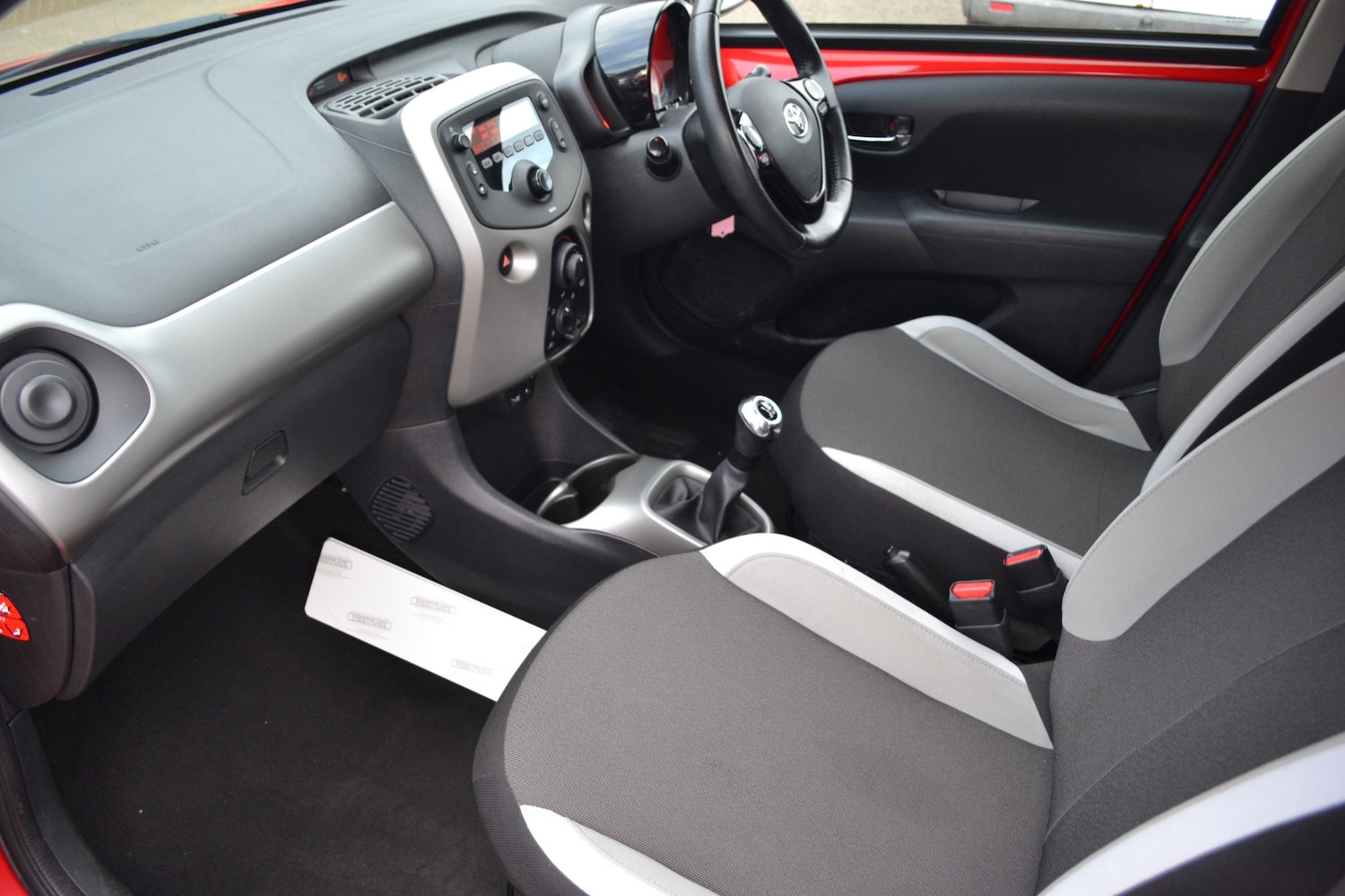 Used Toyota AYGO 2017 for sale - 76464768: Photo 14