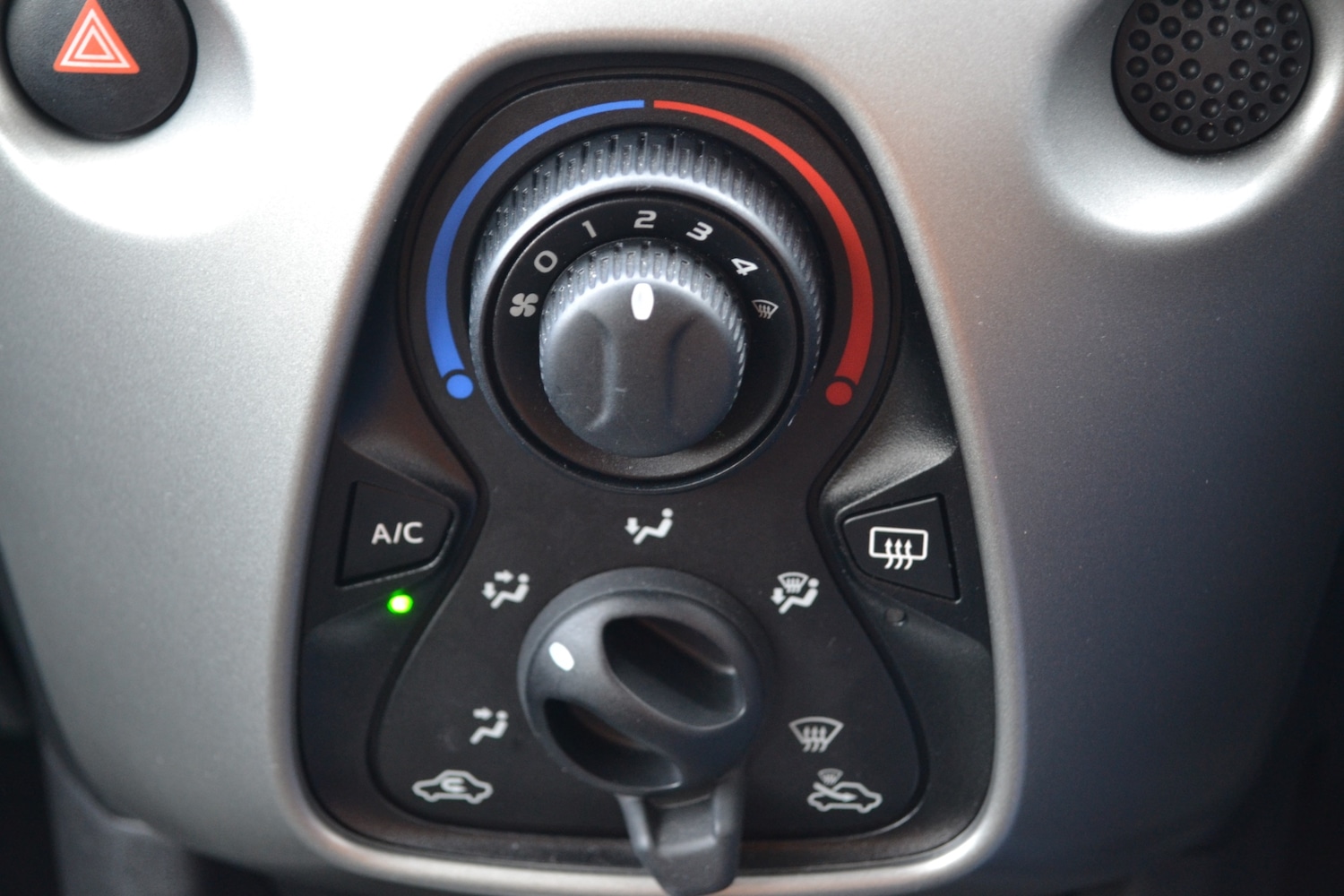 Used Toyota AYGO 2017 for sale - 76464768: Photo 15