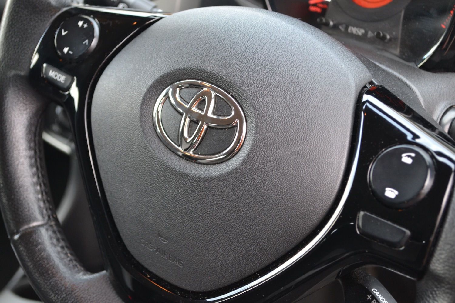 Used Toyota AYGO 2017 for sale - 76464768: Photo 18