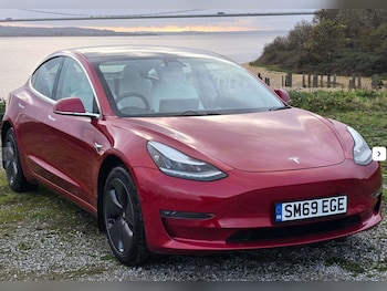 Tesla - Model 3
