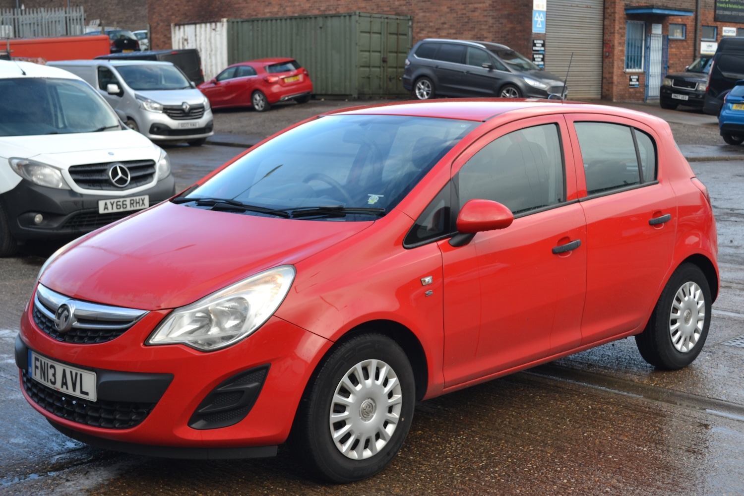 Used Vauxhall Corsa 2013 for sale - 77877774: Photo 3