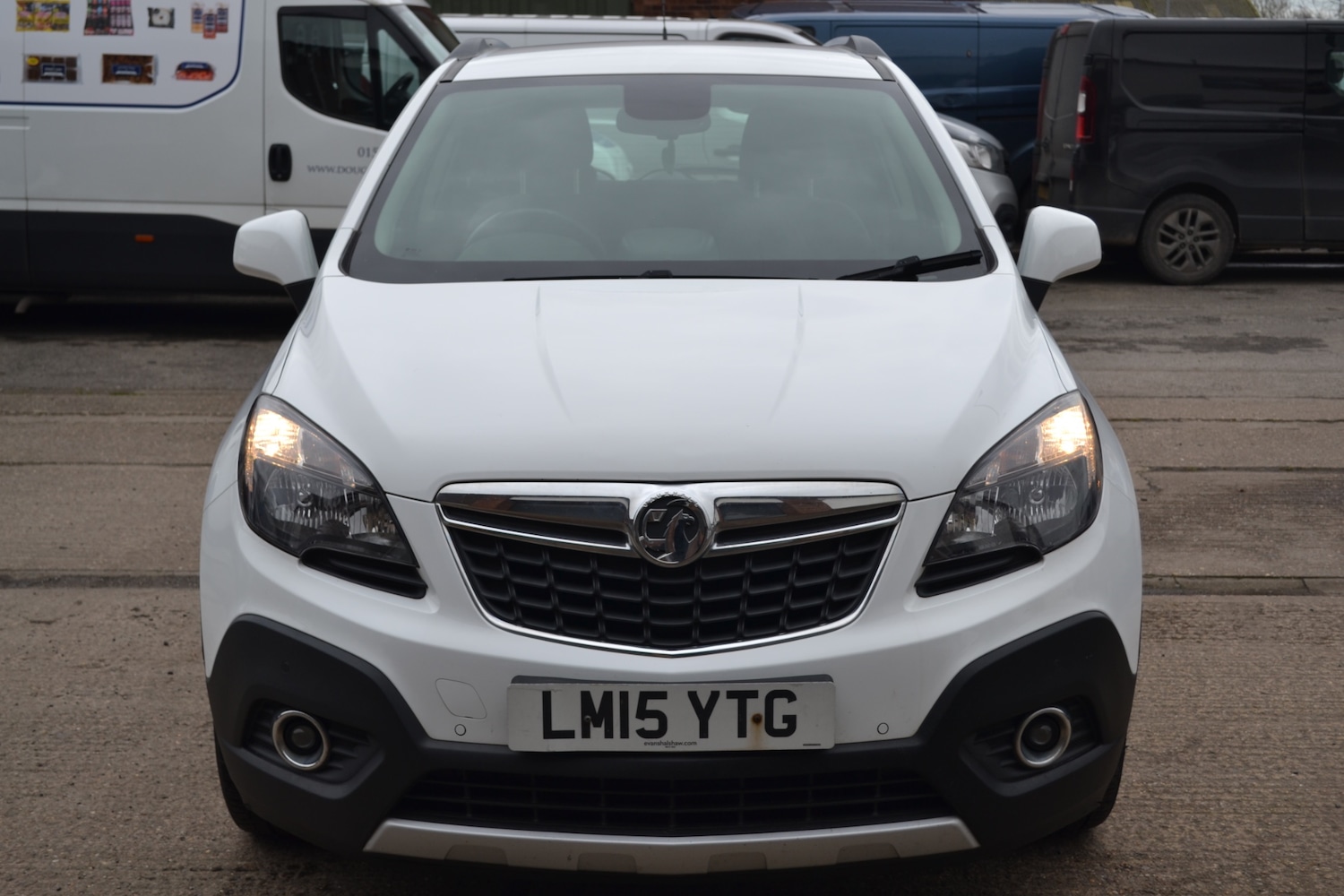 Used Vauxhall Mokka 2015 for sale - 77630045: Photo 2
