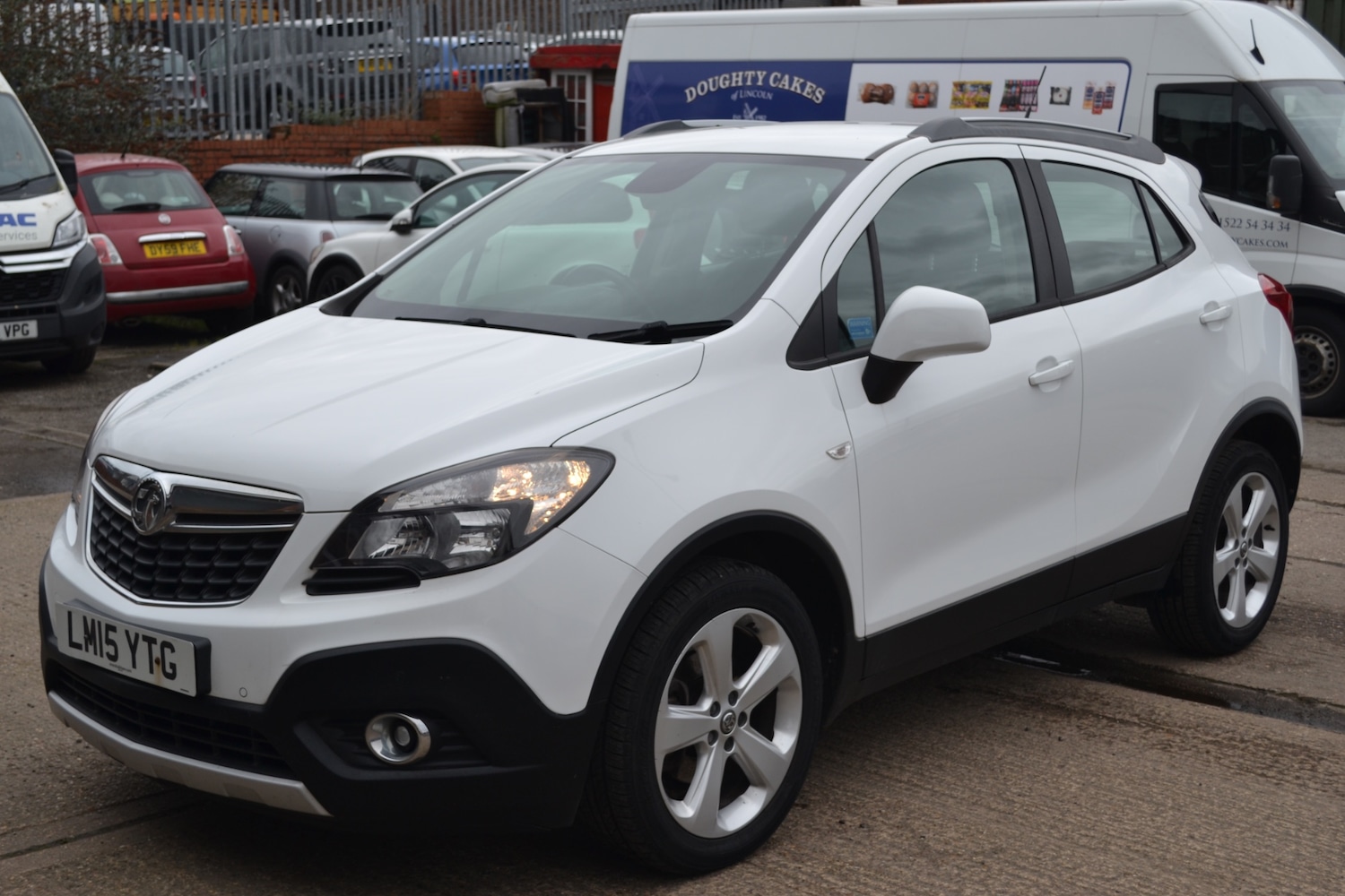 Used Vauxhall Mokka 2015 for sale - 77630045: Photo 3