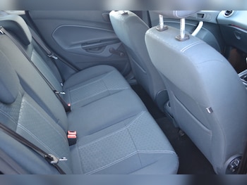 Used Ford Fiesta 2010 for sale - 77284073: Photo