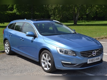 Used Volvo V60 2015 for sale - 78734077: Photo