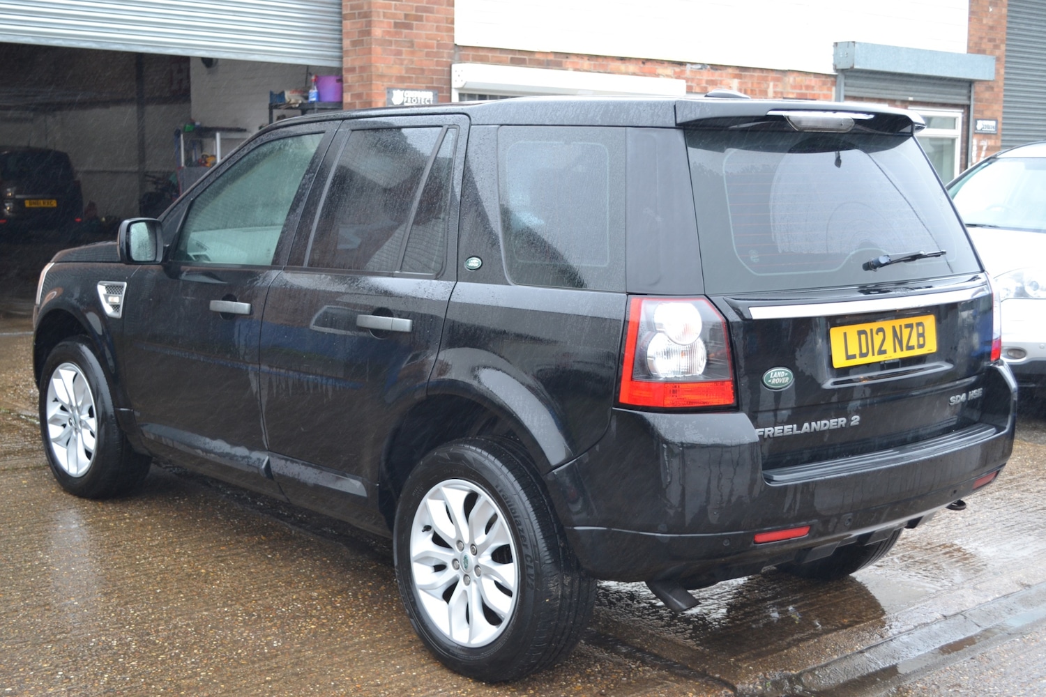 Used Land Rover Freelander 2012 for sale - 77688841: Photo 5