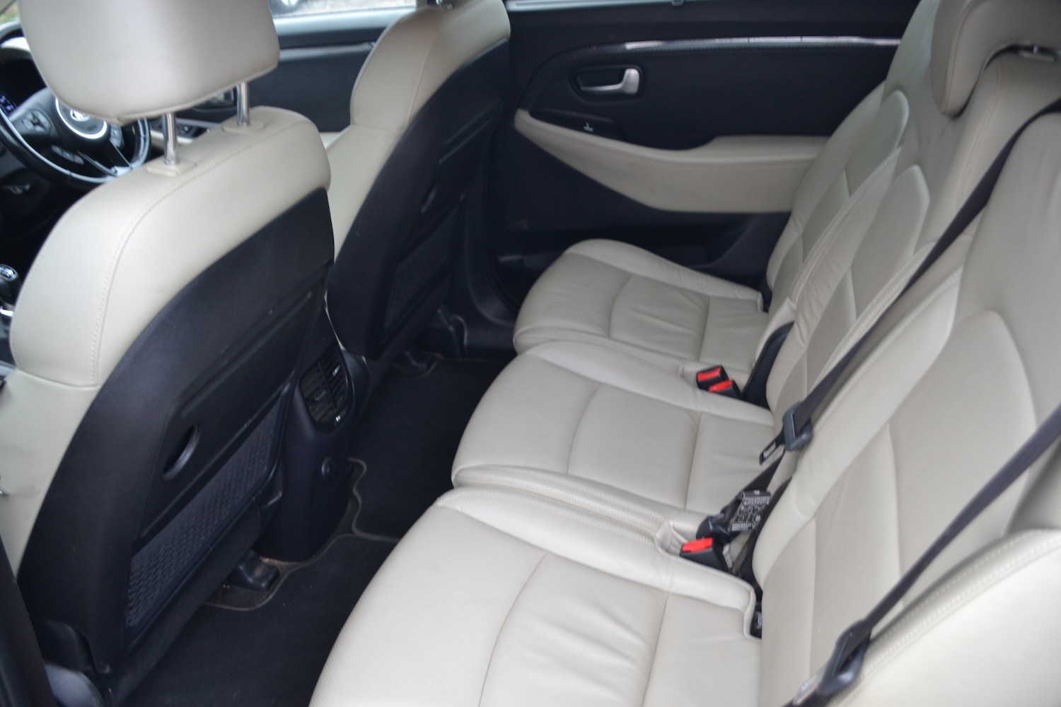 Used Kia Carens 2017 for sale - 76403521: Photo 13