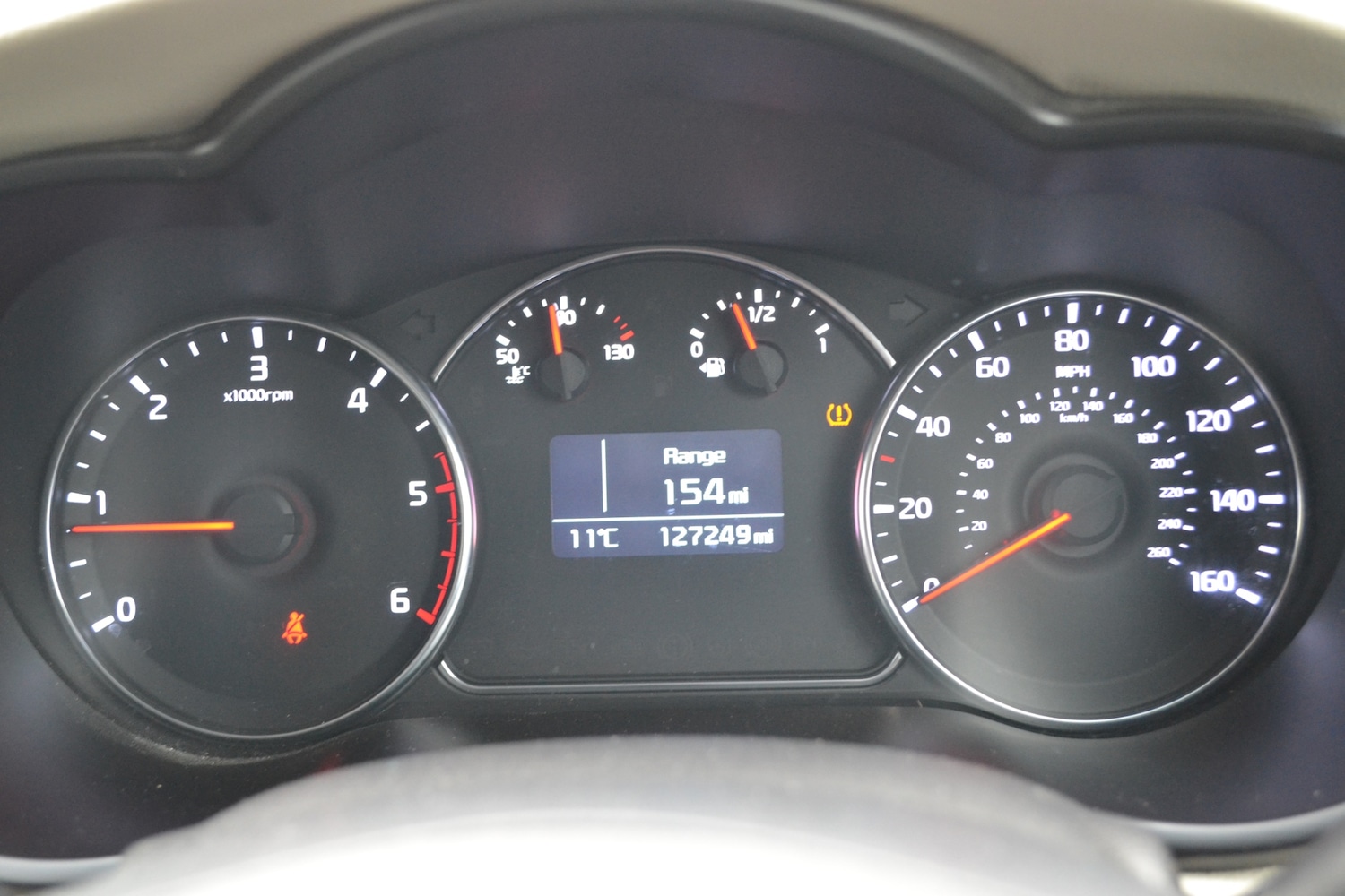 Used Kia Carens 2017 for sale - 76403521: Photo 18