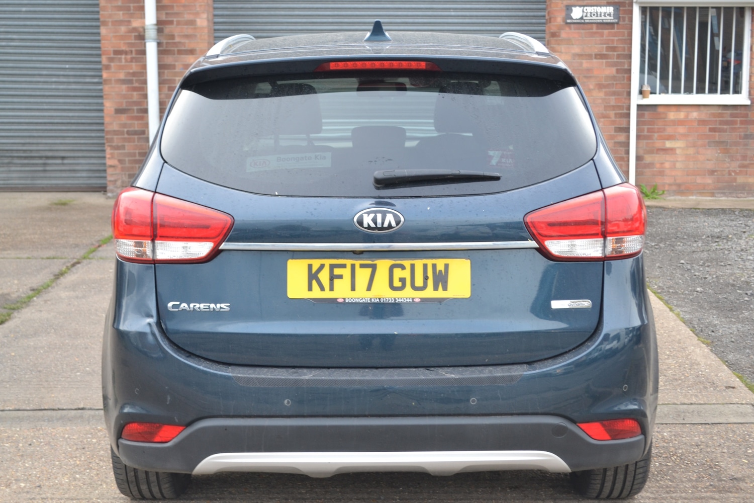 Used Kia Carens 2017 for sale - 76403521: Photo 6