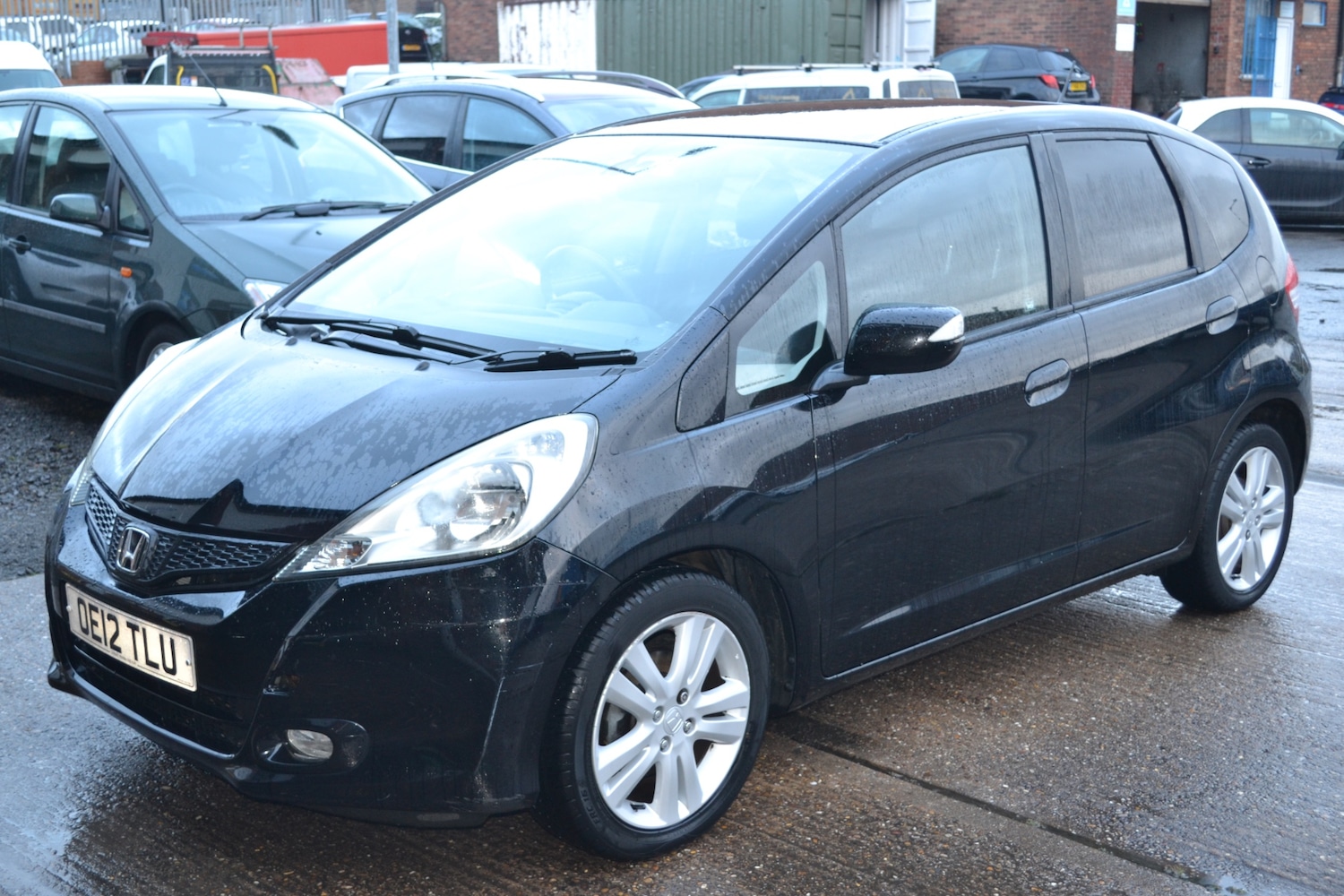 Used Honda Jazz 2012 for sale - 76682481: Photo 3