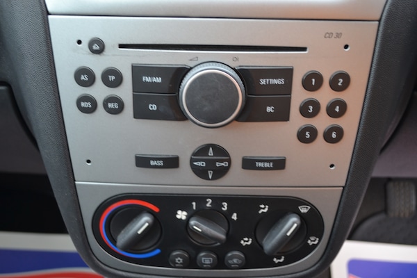 Used Vauxhall Corsa 2006 for sale - 76273253: Photo 12