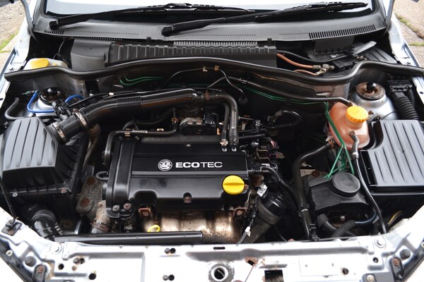 Used Vauxhall Corsa 2006 for sale - 76273253: Photo 19