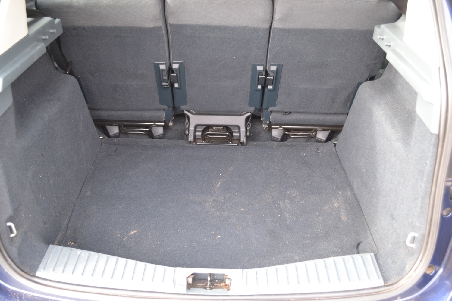 Used Ford C-Max 2011 for sale - 76461613: Photo 11