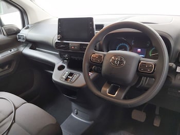 Used Toyota ProAce 2023 for sale - 79235376: Photo