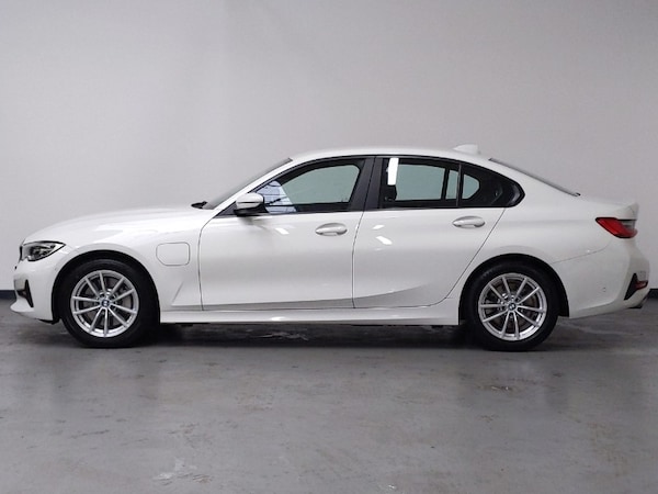 Used BMW 3 Series 2021 for sale - 76233431: Photo 4