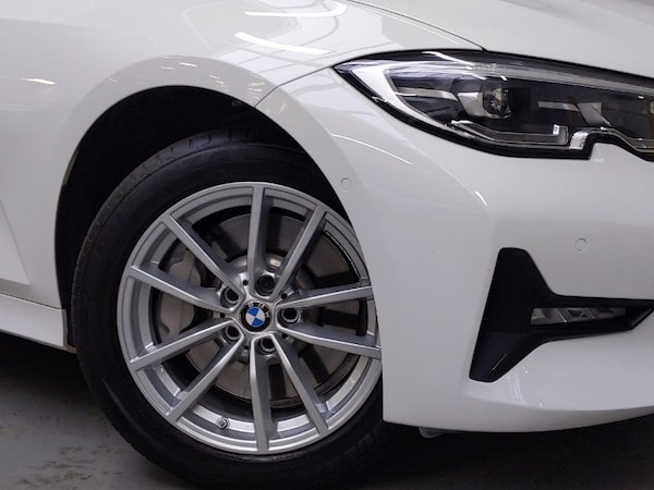 Used BMW 3 Series 2021 for sale - 76233431: Photo 9
