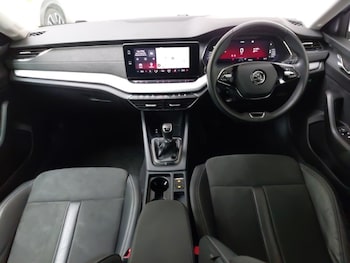 Used Skoda Octavia 2024 for sale - 77475776: Photo