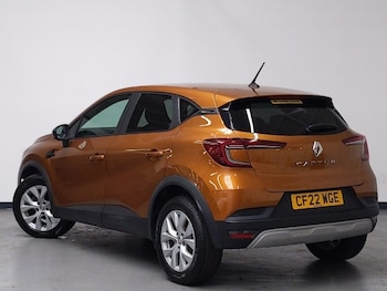 Used Renault Captur 2022 for sale - 76229968: Photo 3