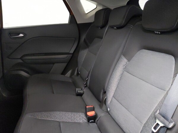 Used Renault Captur 2022 for sale - 76229968: Photo 6