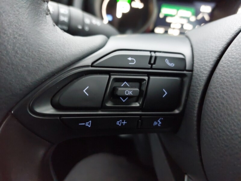 Used Toyota Yaris Cross 2023 for sale - 77284323: Photo 13