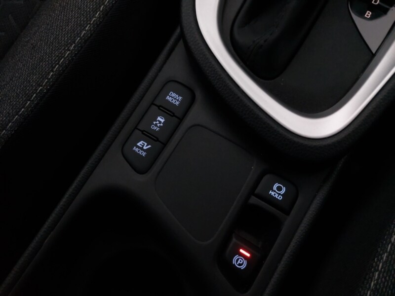 Used Toyota Yaris Cross 2023 for sale - 77284323: Photo 19