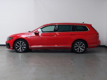 Used Volkswagen Passat 2022 for sale - 79406971: Photo